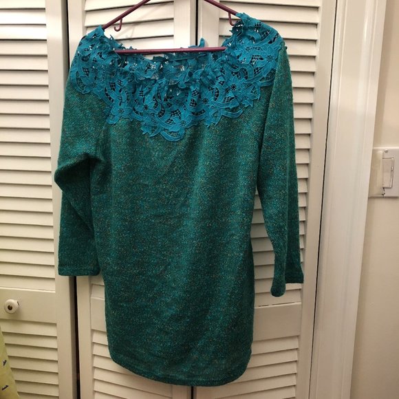 AndtheWhy lace Cactus off the shoulder sweater, M - Picture 1 of 8